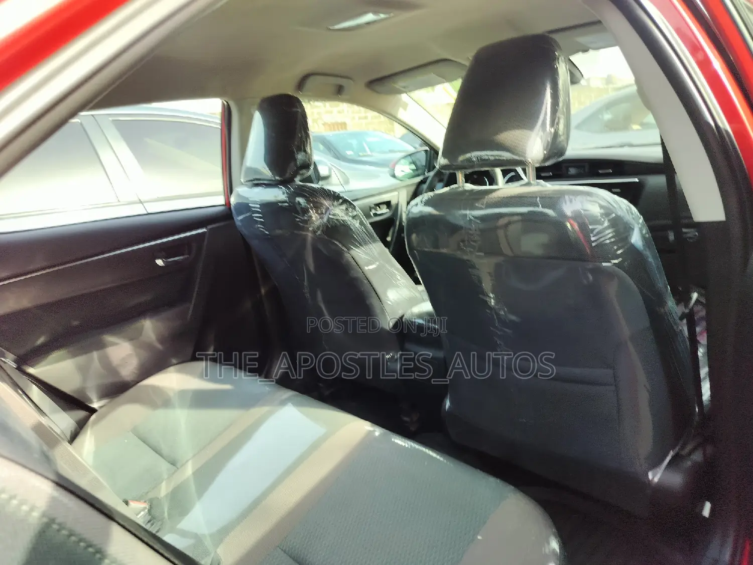 Toyota Corolla LE (1.8L 4cyl 2A) 2018 Red
