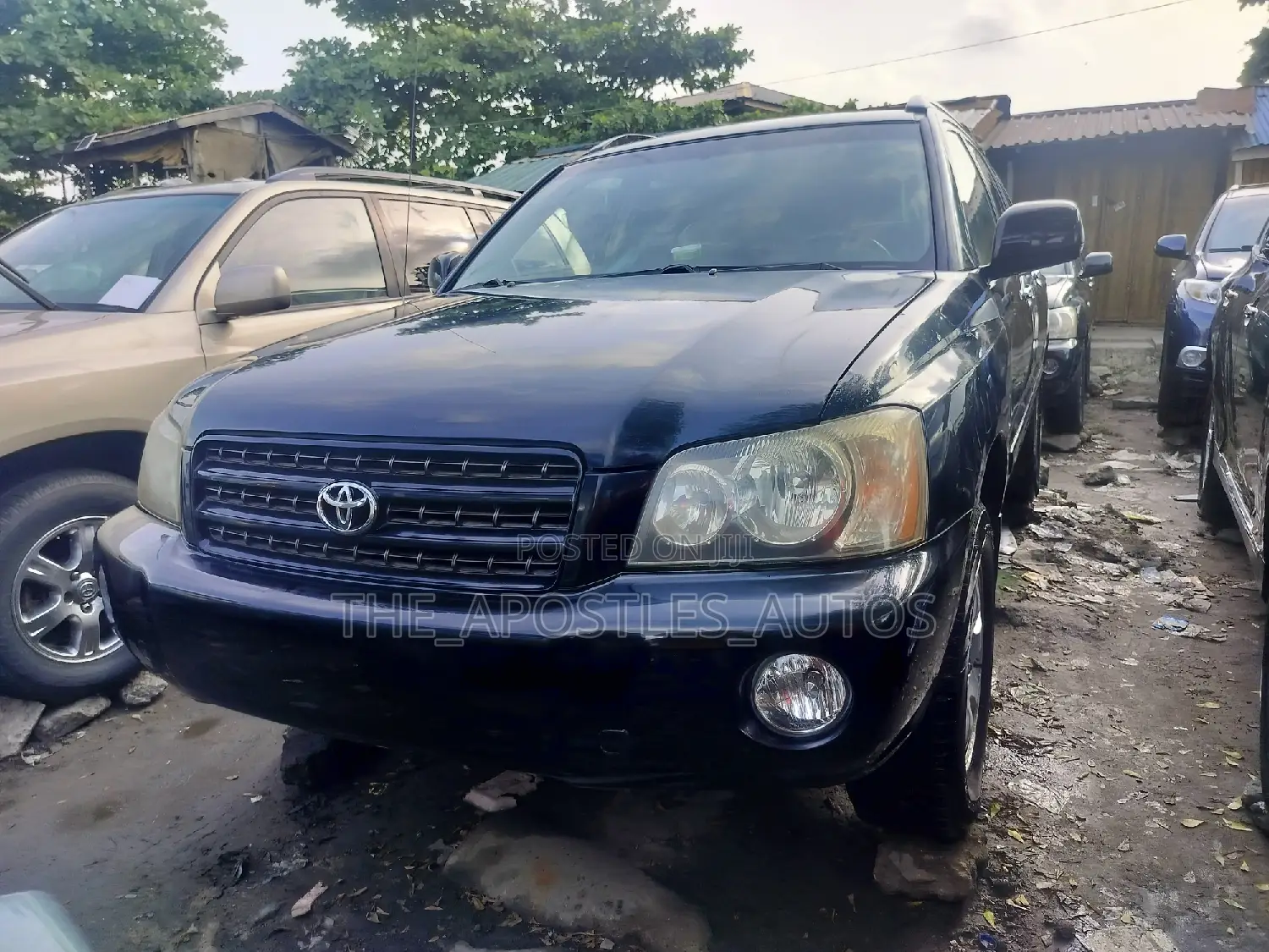 Toyota Highlander Base AWD 2003 Black