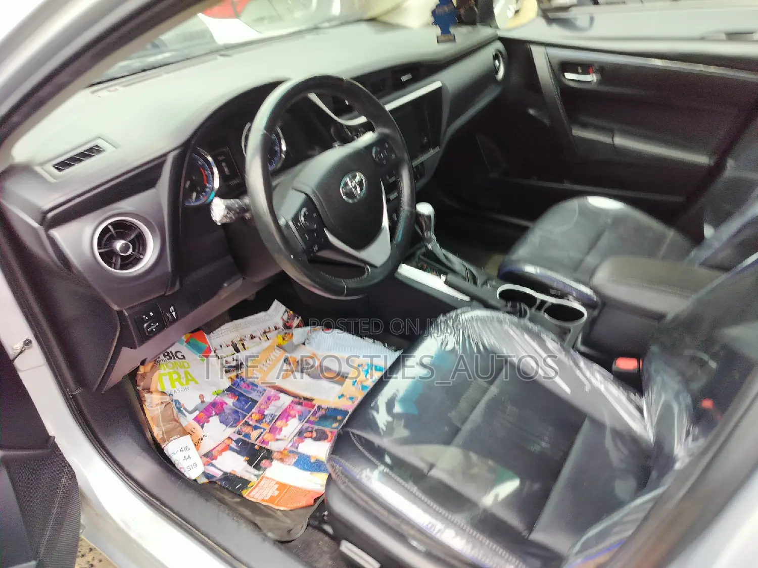 Toyota Corolla XSE (1.8L 4cyl 2A) 2019 Silver
