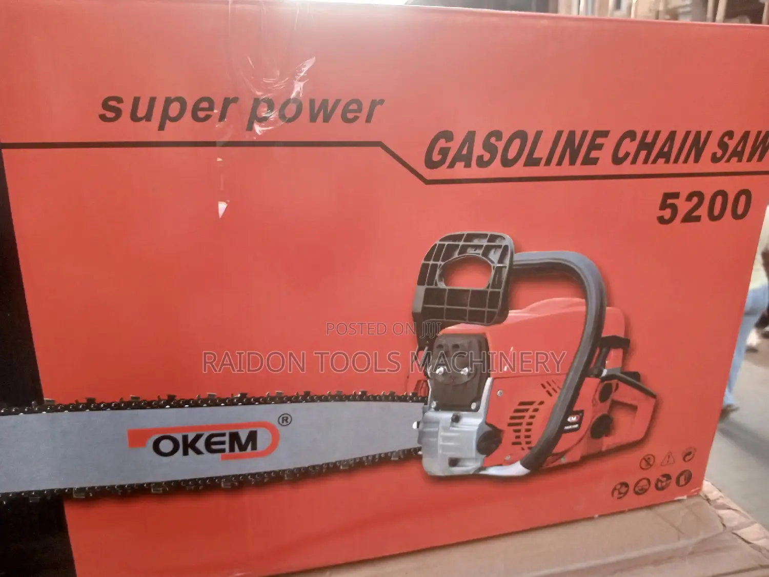 Chainsaw Okem