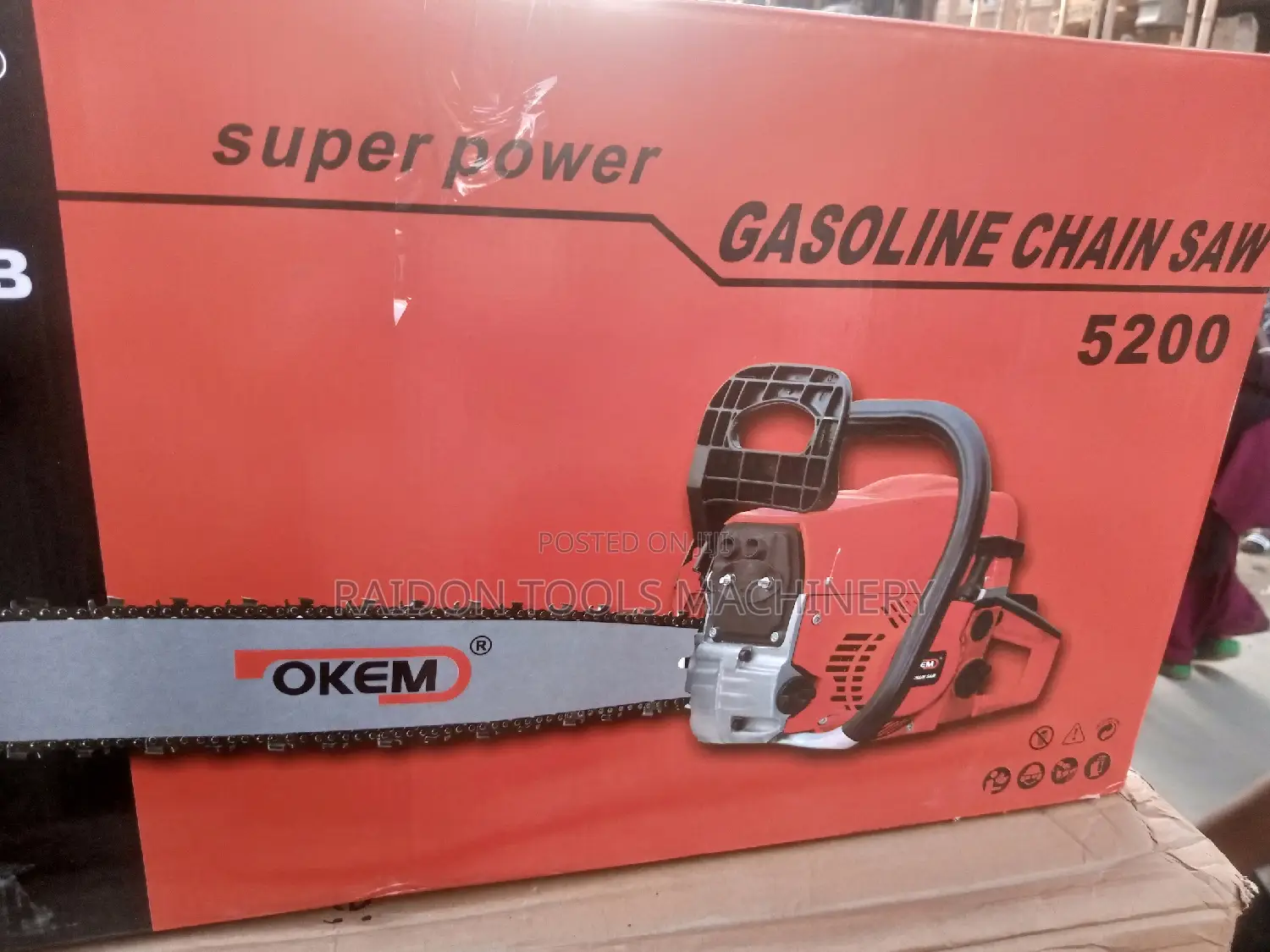 Chainsaw Okem