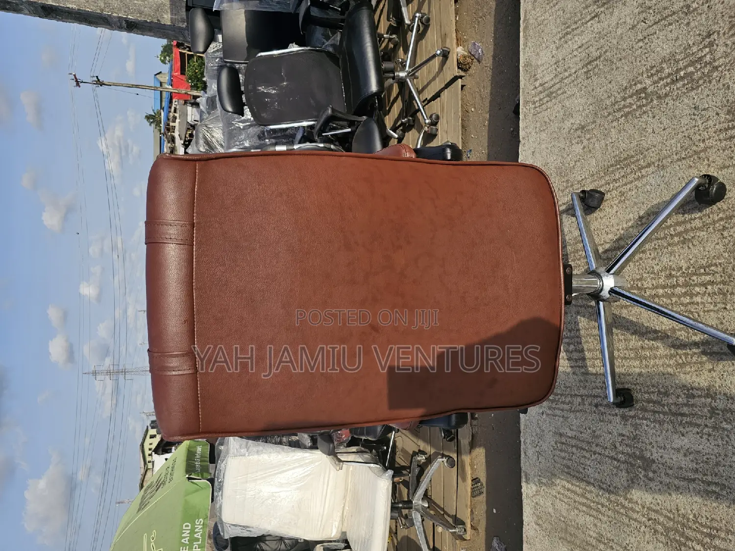 Executive Leather Chair With Leg Rest