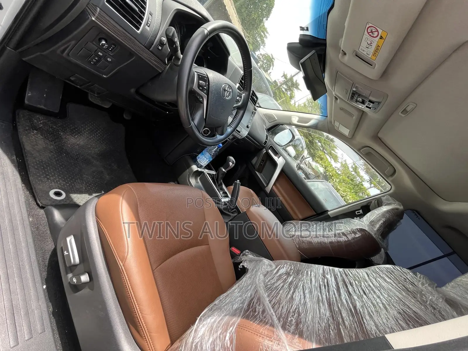 Toyota Land Cruiser Prado 2023 White