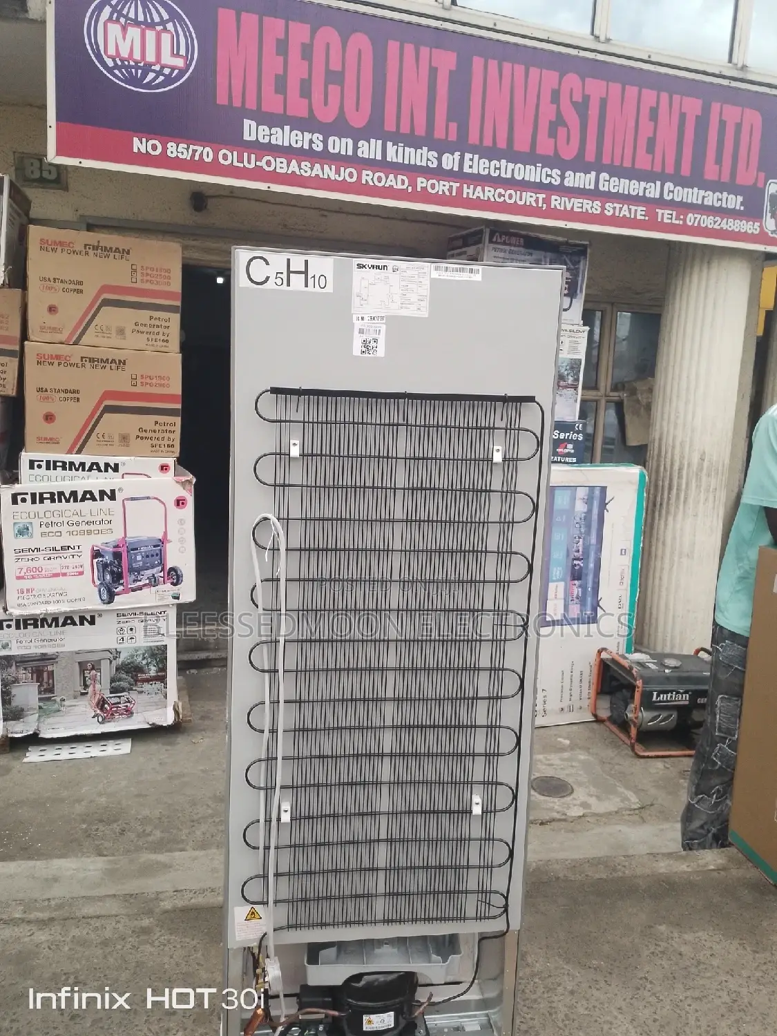 Skyrun Low Voltage Standing Fridge 3 Years Warranty