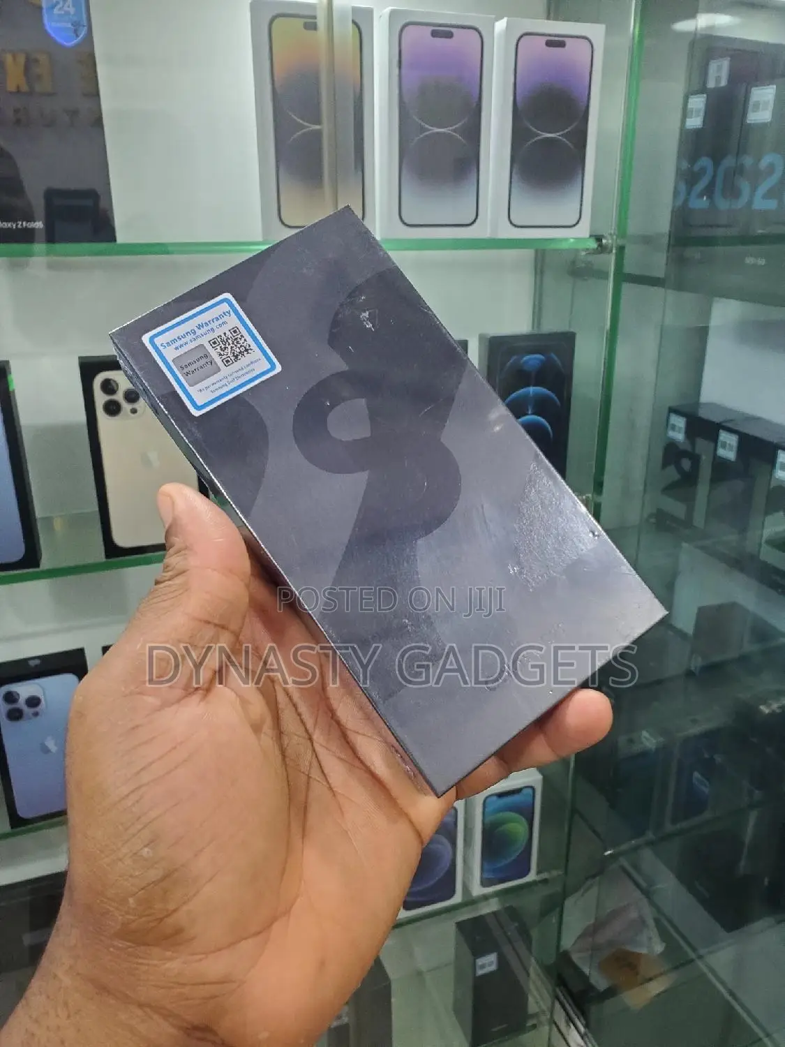 New Samsung Galaxy S22 5G 128 GB Black