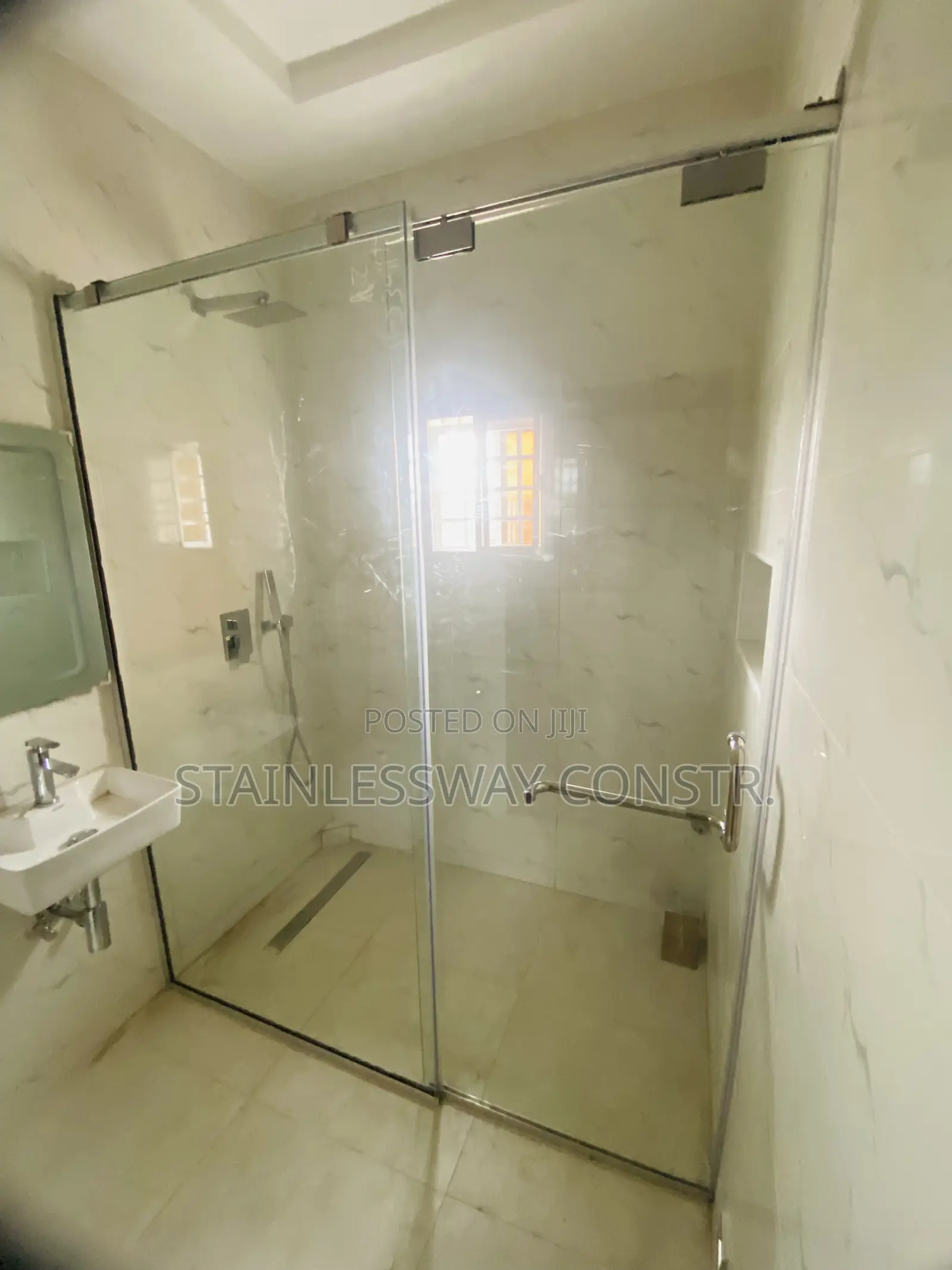 Shower Clear Cubicle Bright