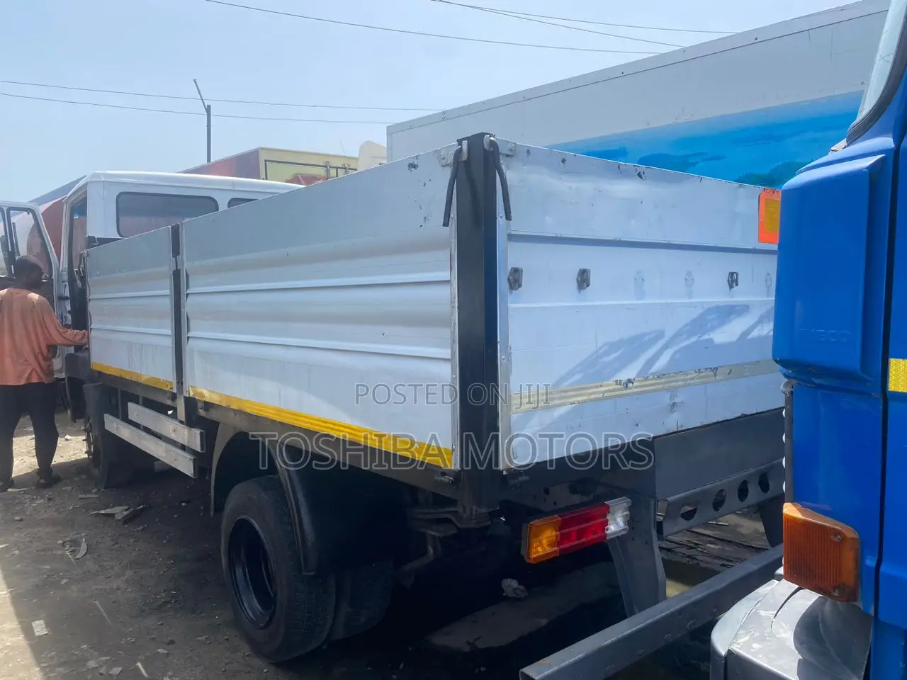 Mercedes Benz 814 2005 Model