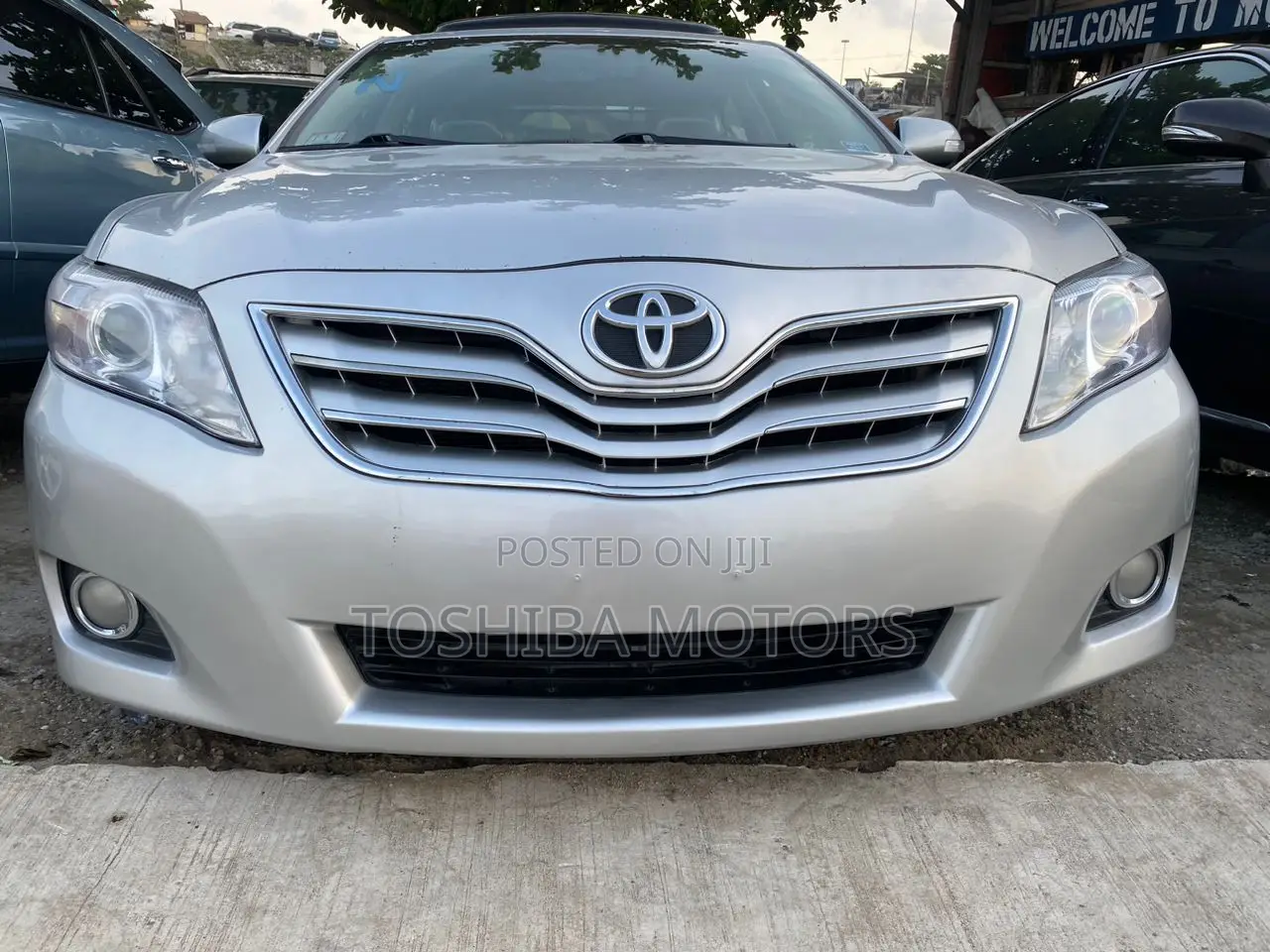 Toyota Camry 2011 Silver
