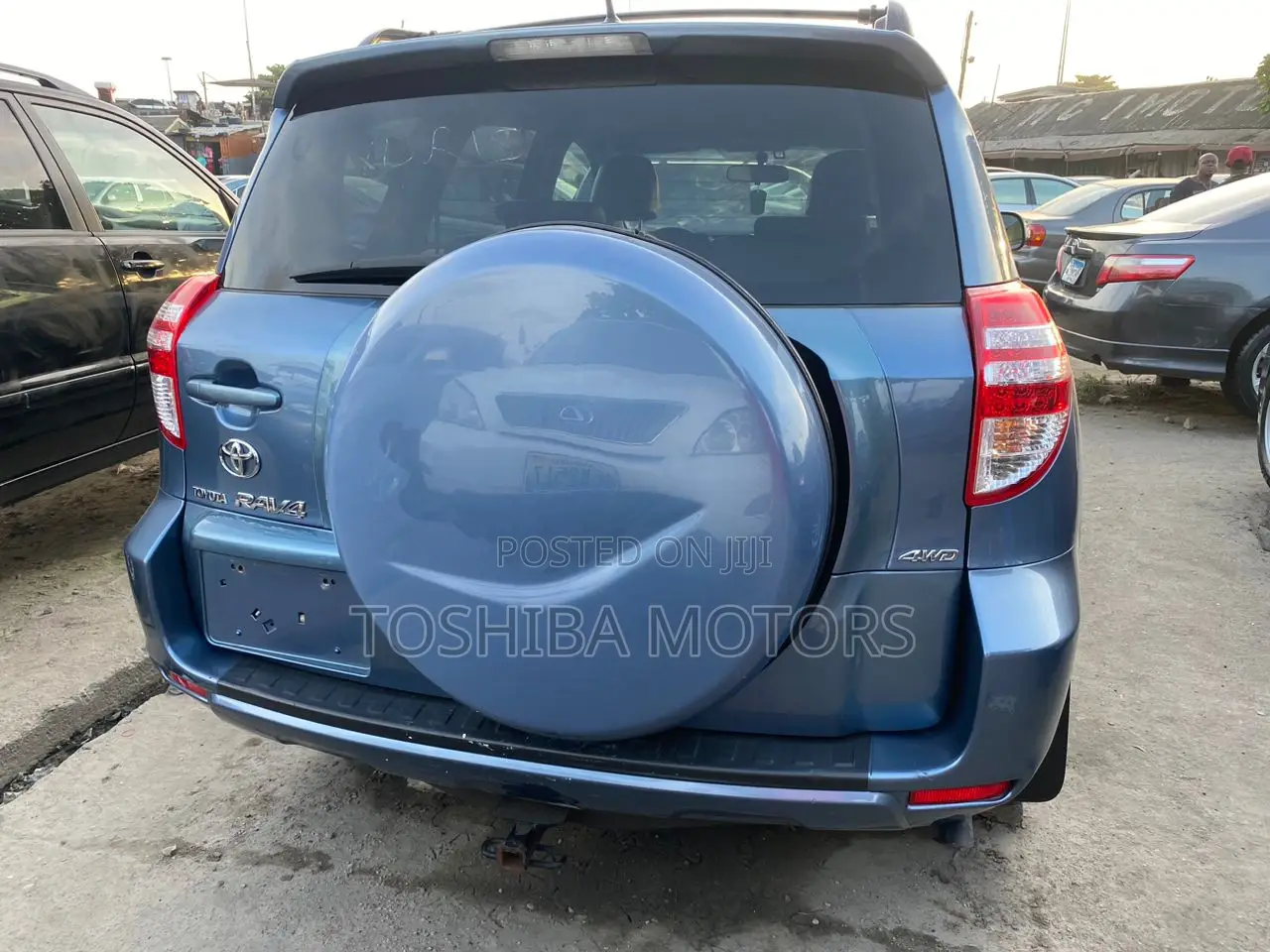 Toyota RAV4 2011 Blue
