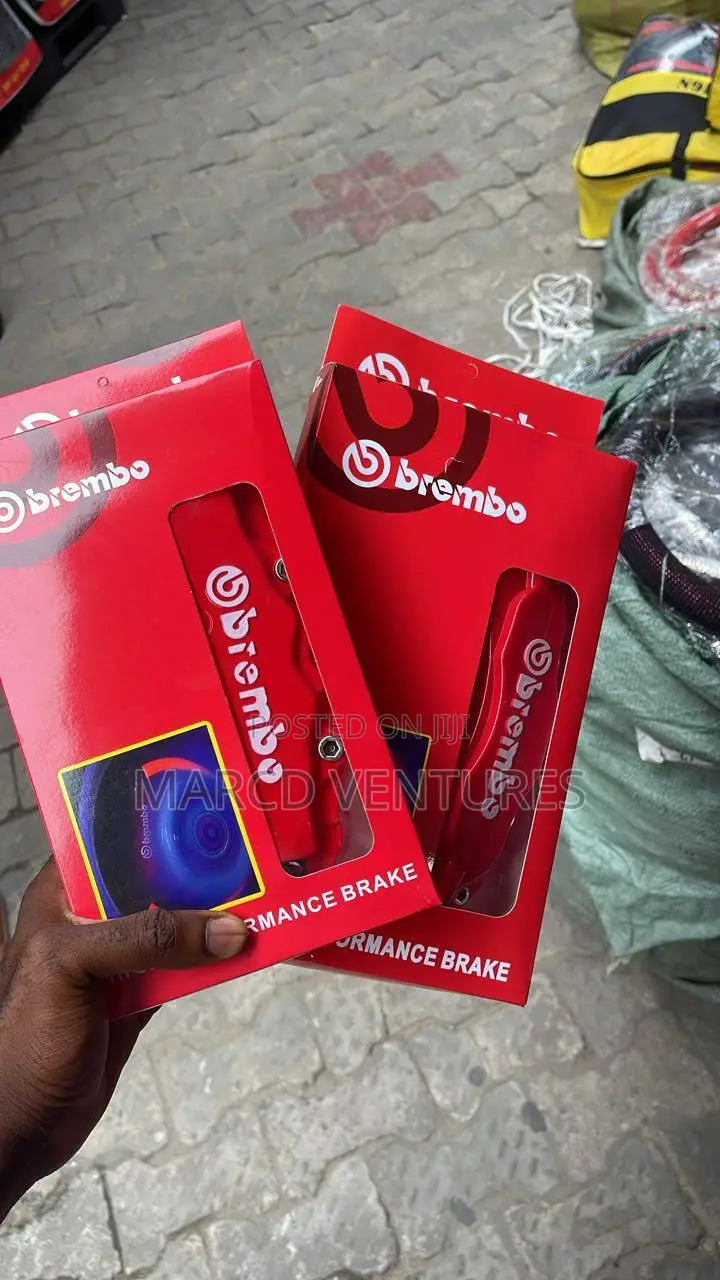 Universal Break Caliper Cover In Different Colors.