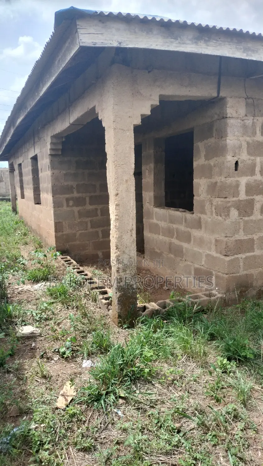 4bdrm Bungalow in Balofem Properties &, Abeokuta North for sale