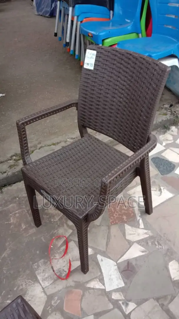 Quality Plastic Outdoor Chair