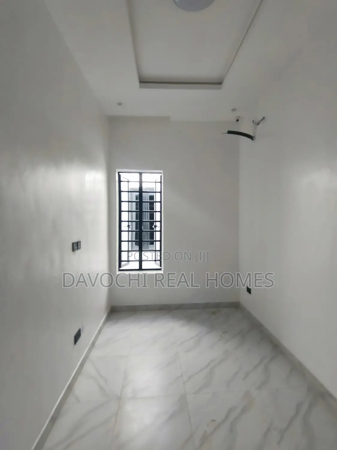 4bdrm Duplex in Chevron Drive, Lekki Phase 2 for rent