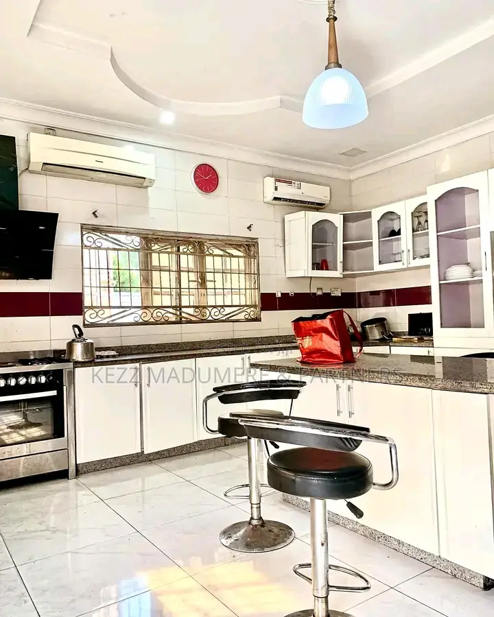 Furnished 5bdrm Duplex in Royal Palm Estate ,, Port-Harcourt for sale