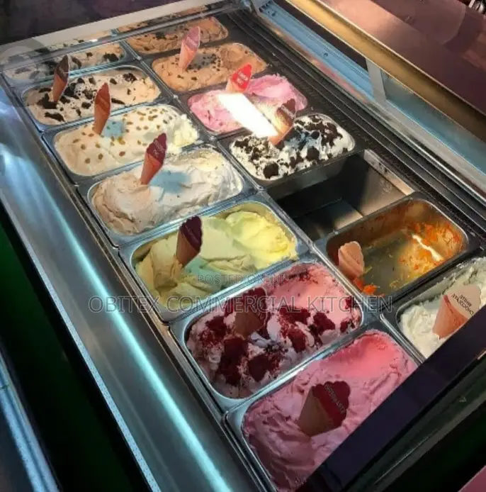 Ice-Cream Display Chiller Machine 10-Pans Is Available 4sale