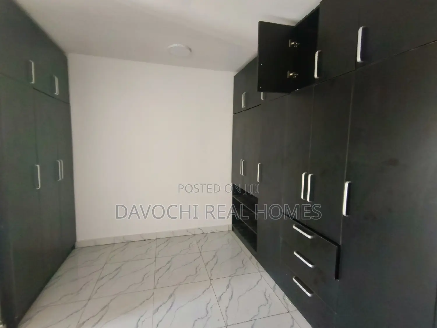 4bdrm Duplex in Ikate, Lekki for rent