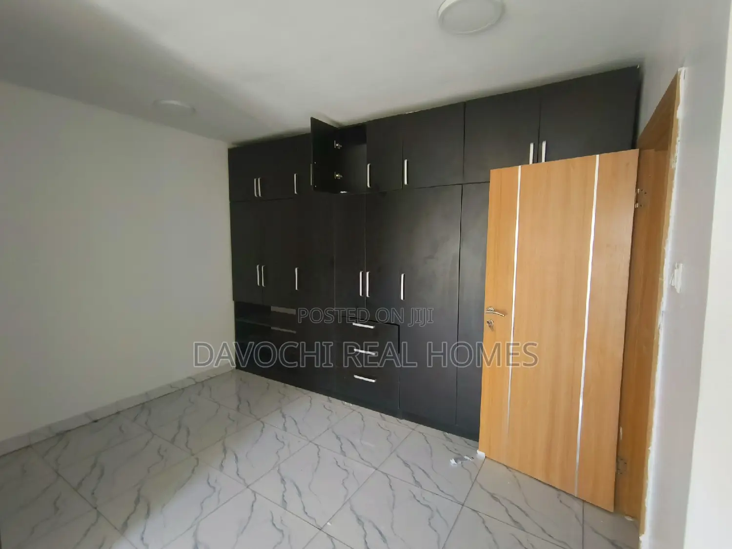 4bdrm Duplex in Ikate, Lekki for rent
