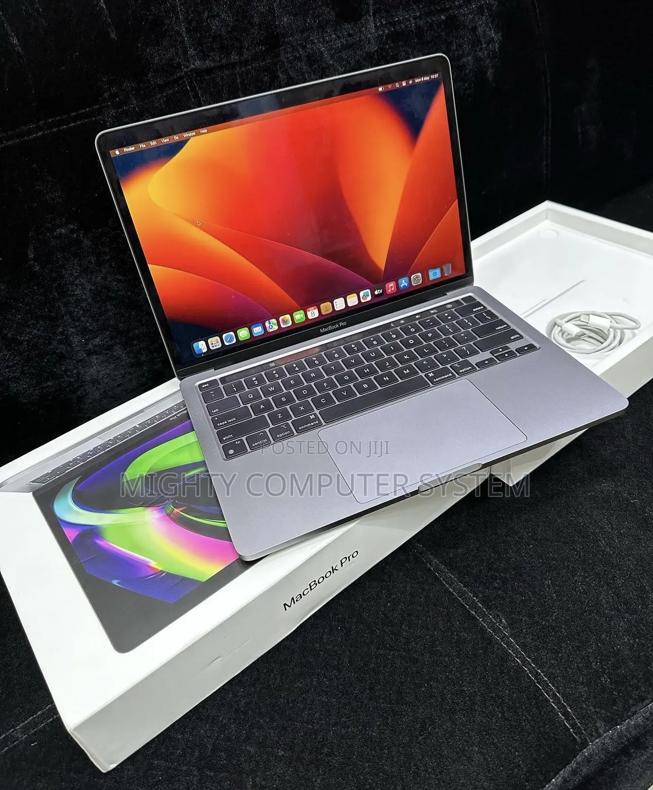 Laptop Apple MacBook Pro 2020 M1 8GB Apple M1 SSD 256GB