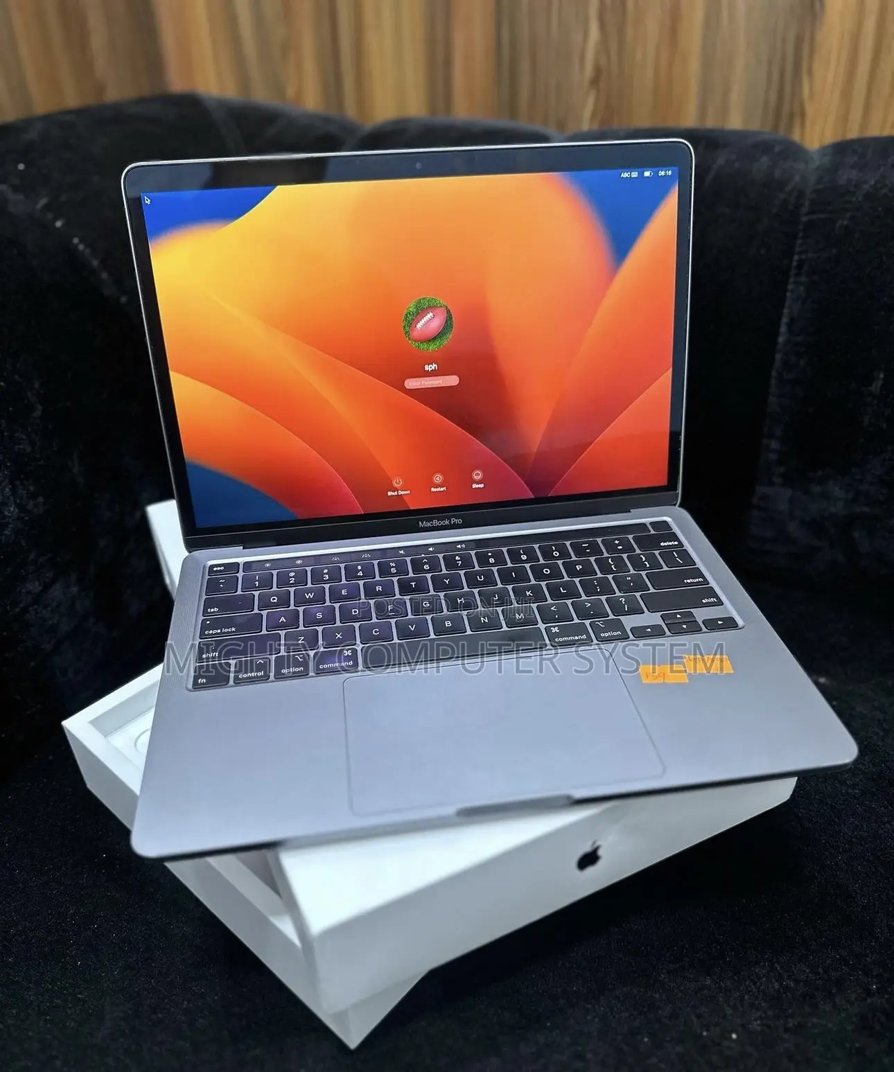Laptop Apple MacBook Pro 2020 8GB Intel Core I5 SSD 256GB
