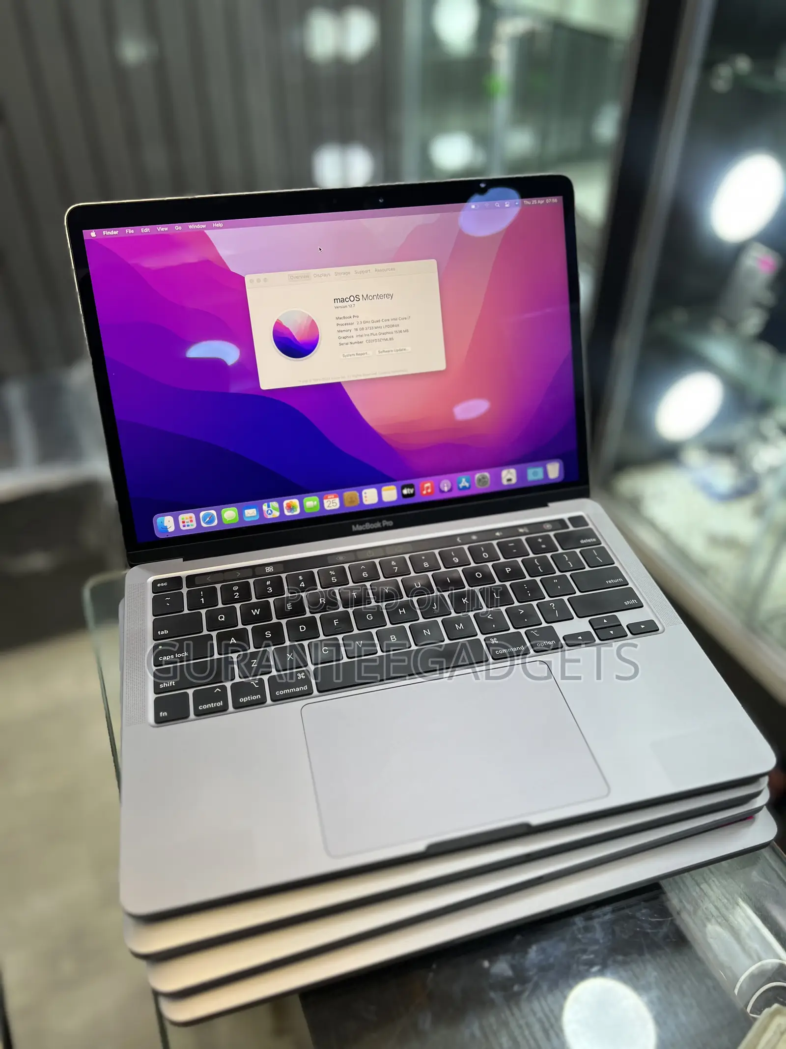 Laptop Apple MacBook Pro 2020 16GB Intel Core i7 SSD 512GB