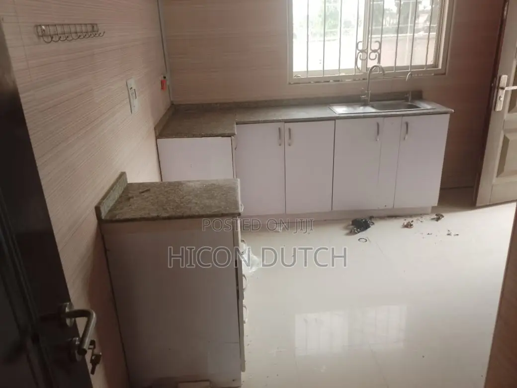 2bdrm Block of Flats in Gwarimpa Main, Gwarinpa for rent