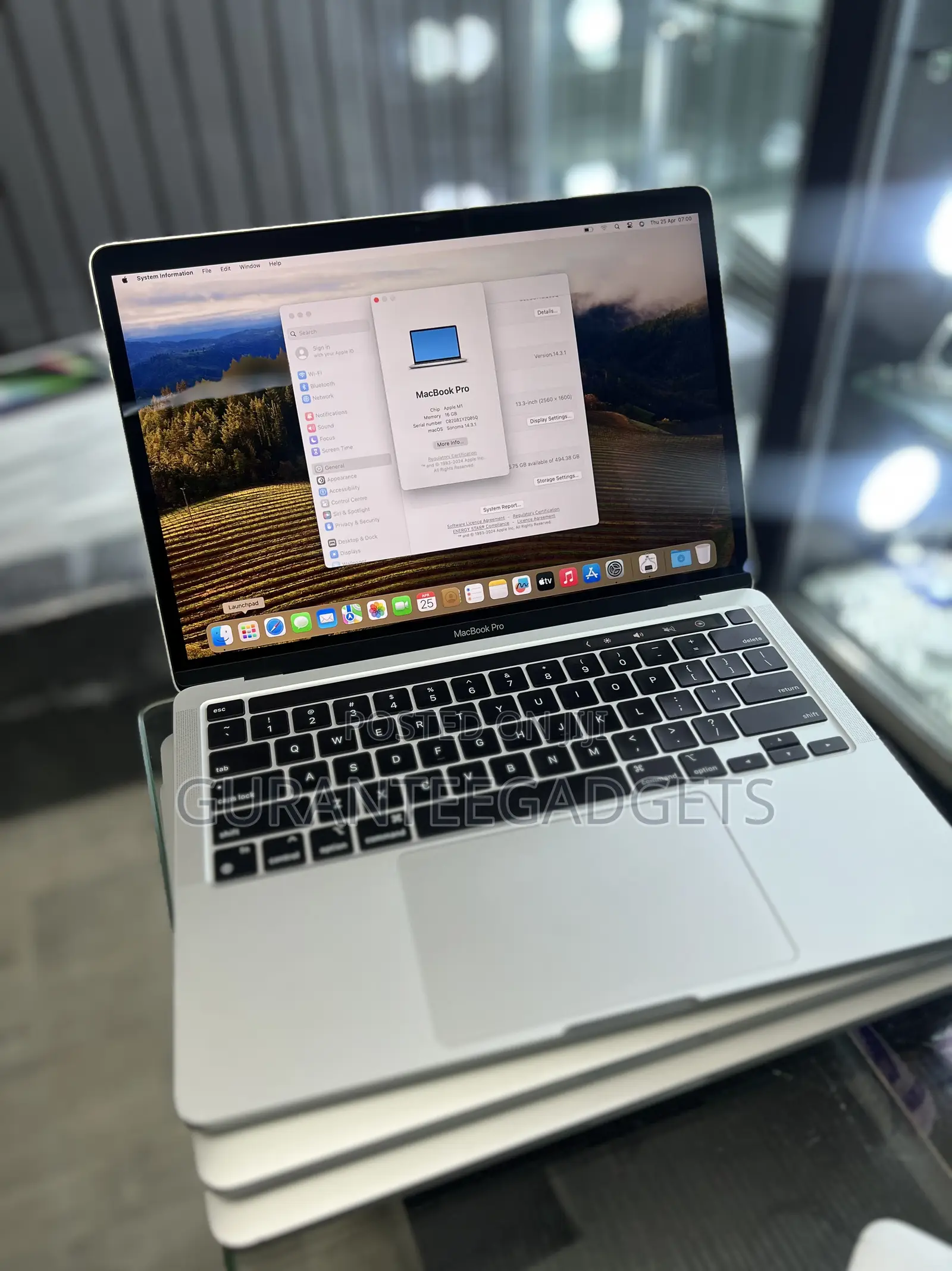 Laptop Apple MacBook Pro 2020 M1 16GB Apple M1 SSD 512GB
