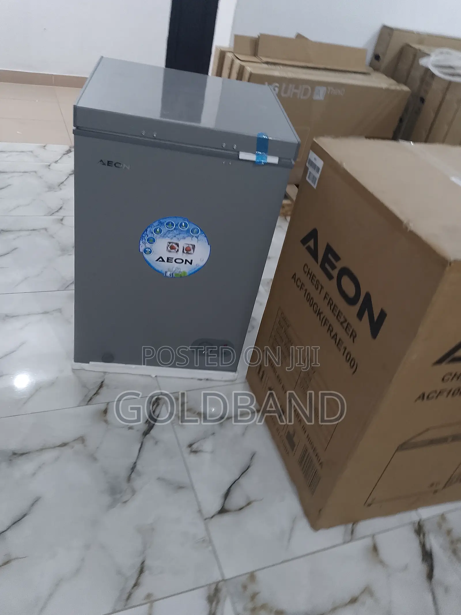Aeon Chest Freezer 100 Liters- Lock Key