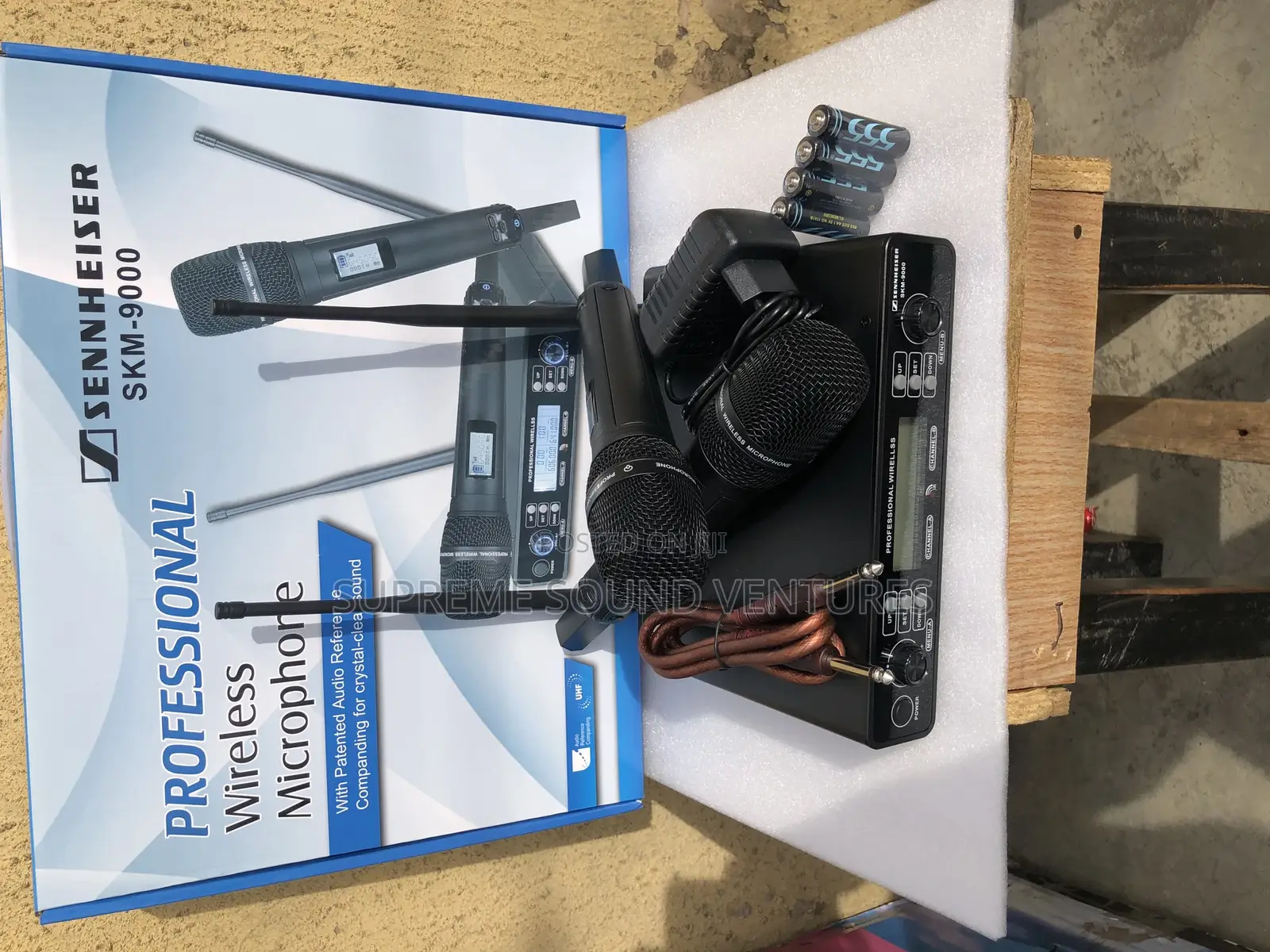 SKM9000 Small Engine Wireless Microphone