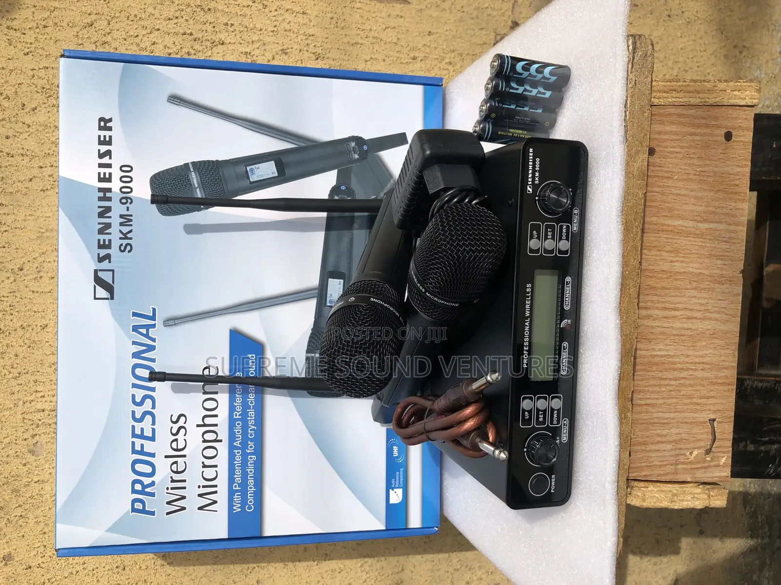 SKM9000 Small Engine Wireless Microphone