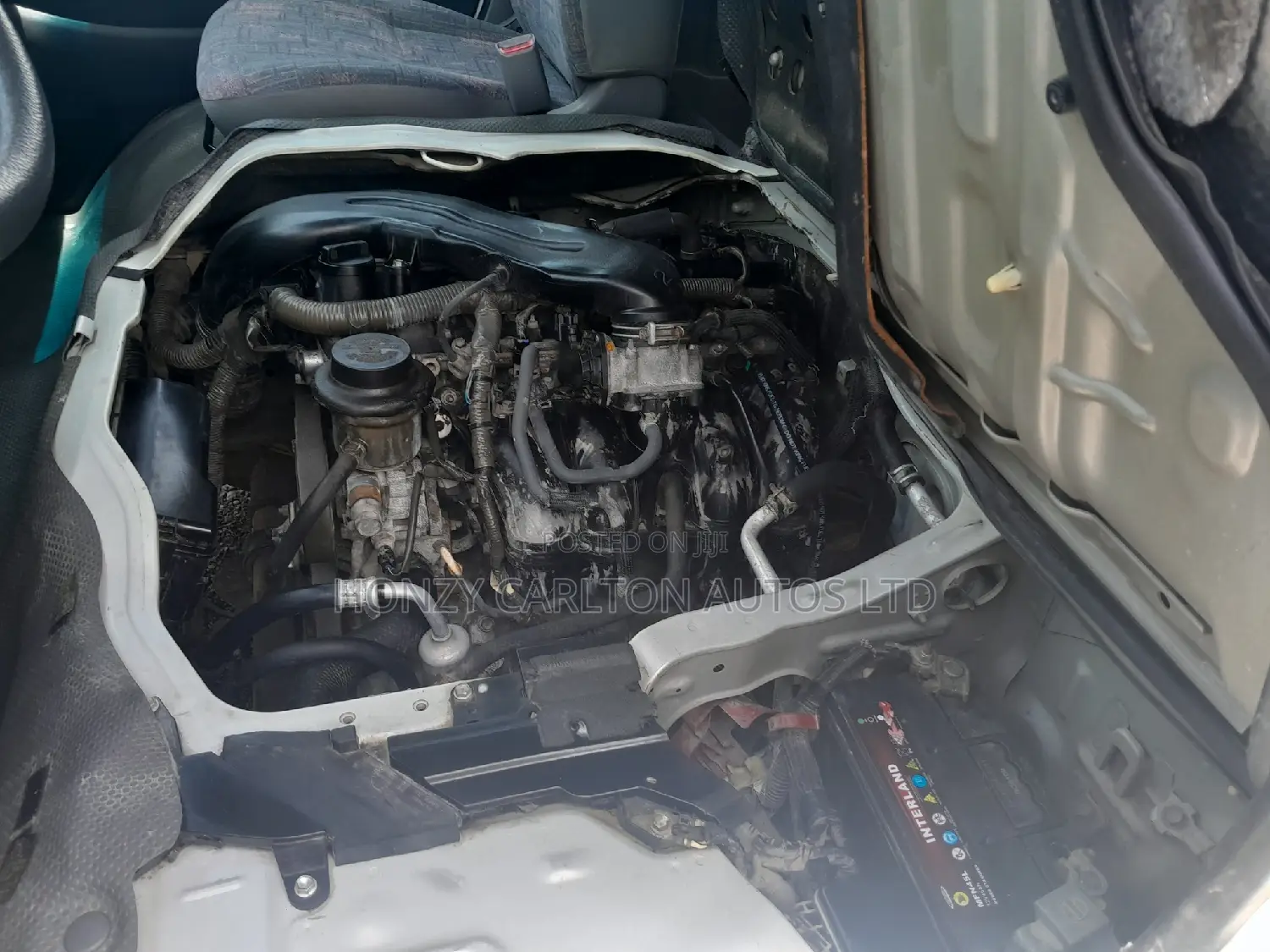 Toyota Quantum 2014 Silver