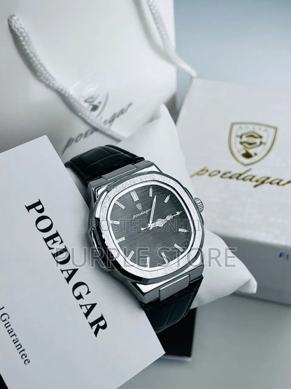 Poedagar Leather Wristwatch