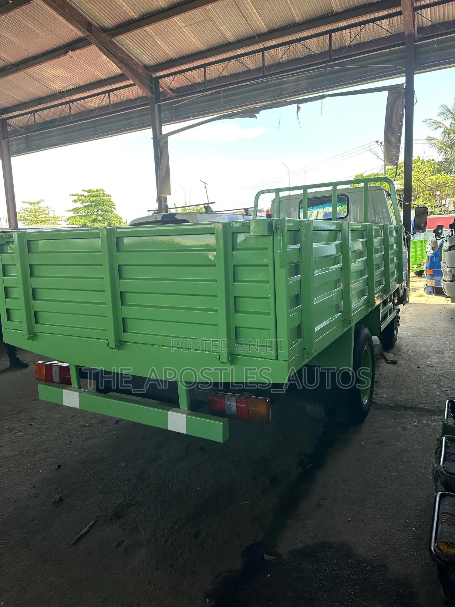 Dyna Truck 200 Direct Hand