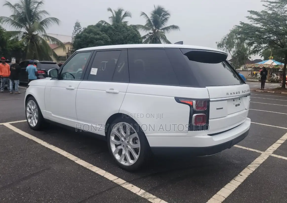 Land Rover Range Rover Vogue 2019 White