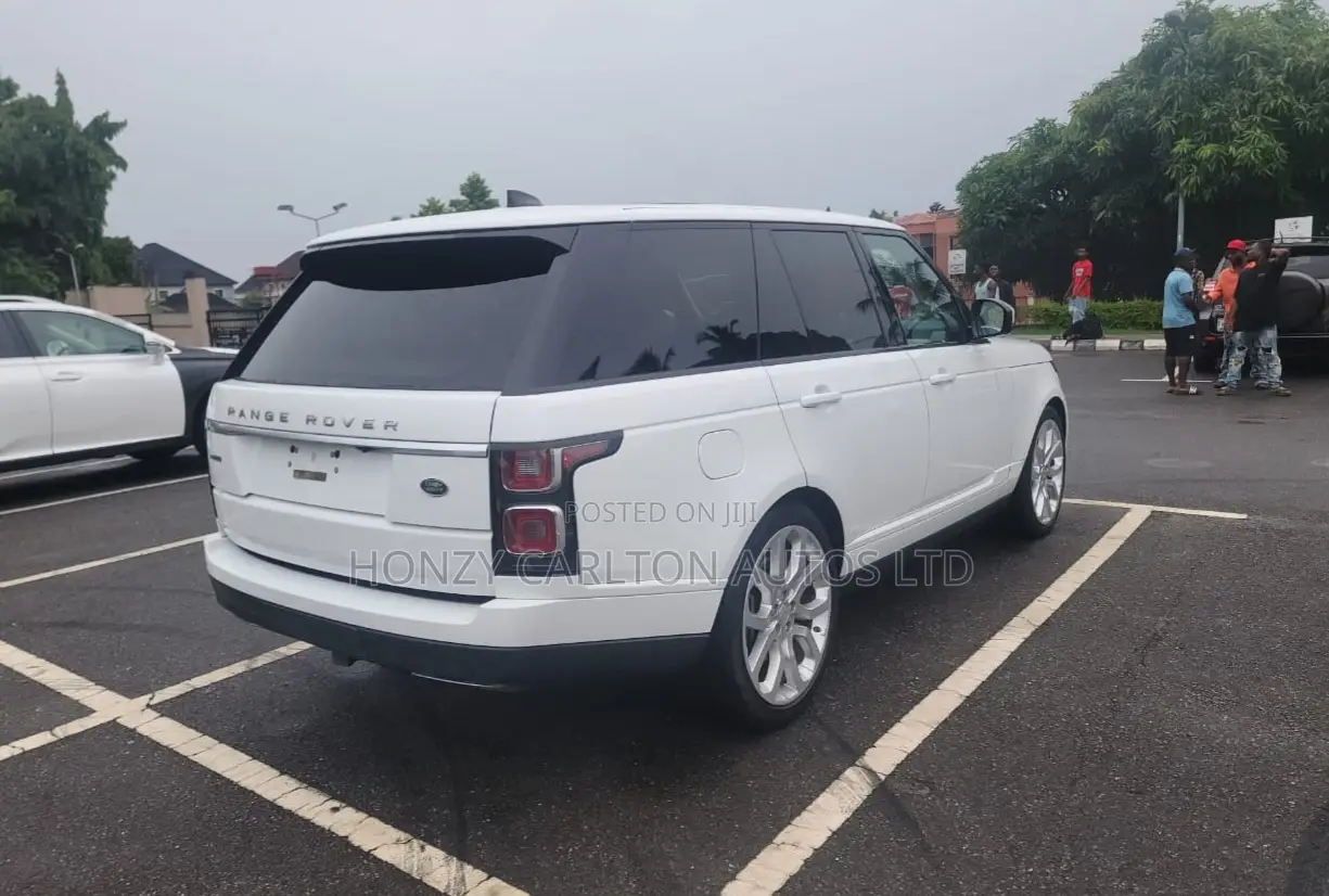 Land Rover Range Rover Vogue 2019 White