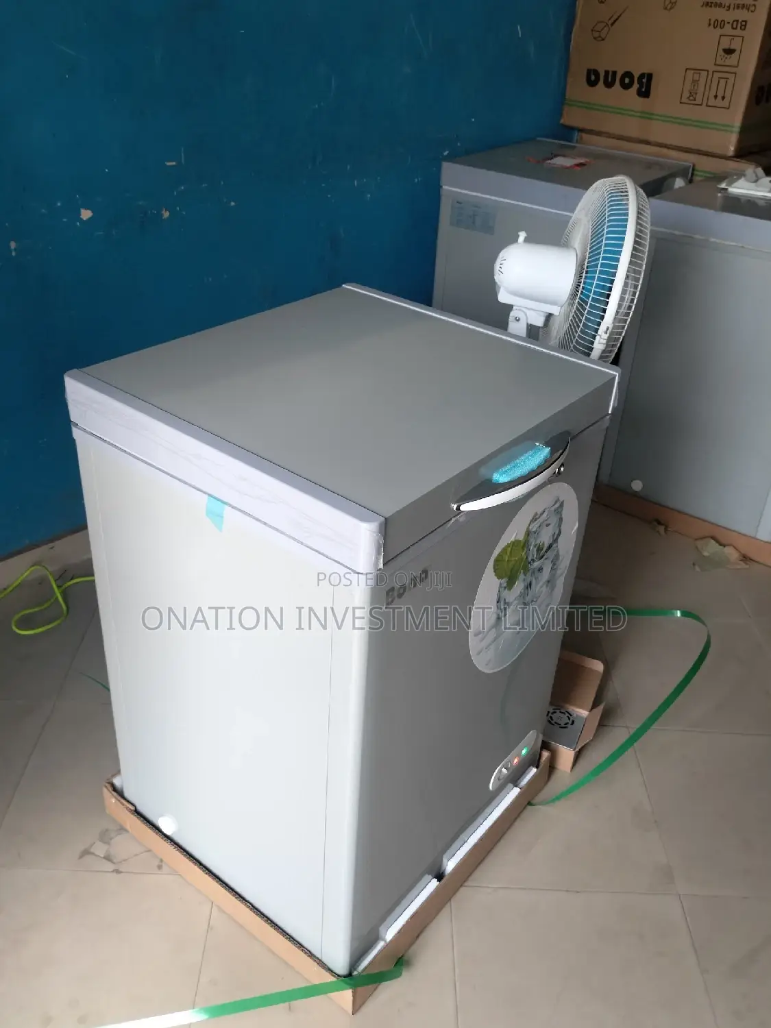 118 Litres Bona Solar Freezer