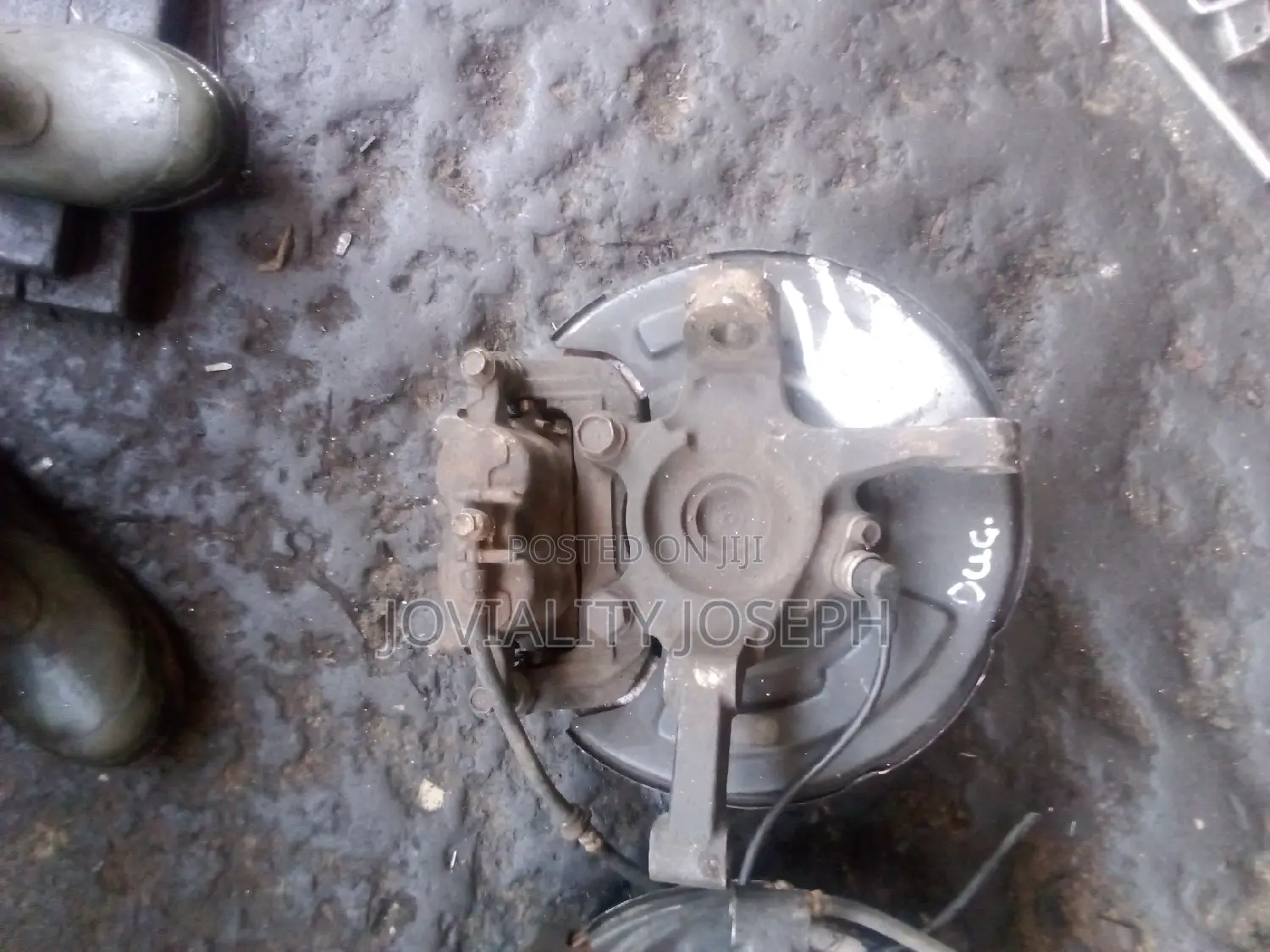 Hub Nissan Pathfinder Old Model Two Wheel Drive