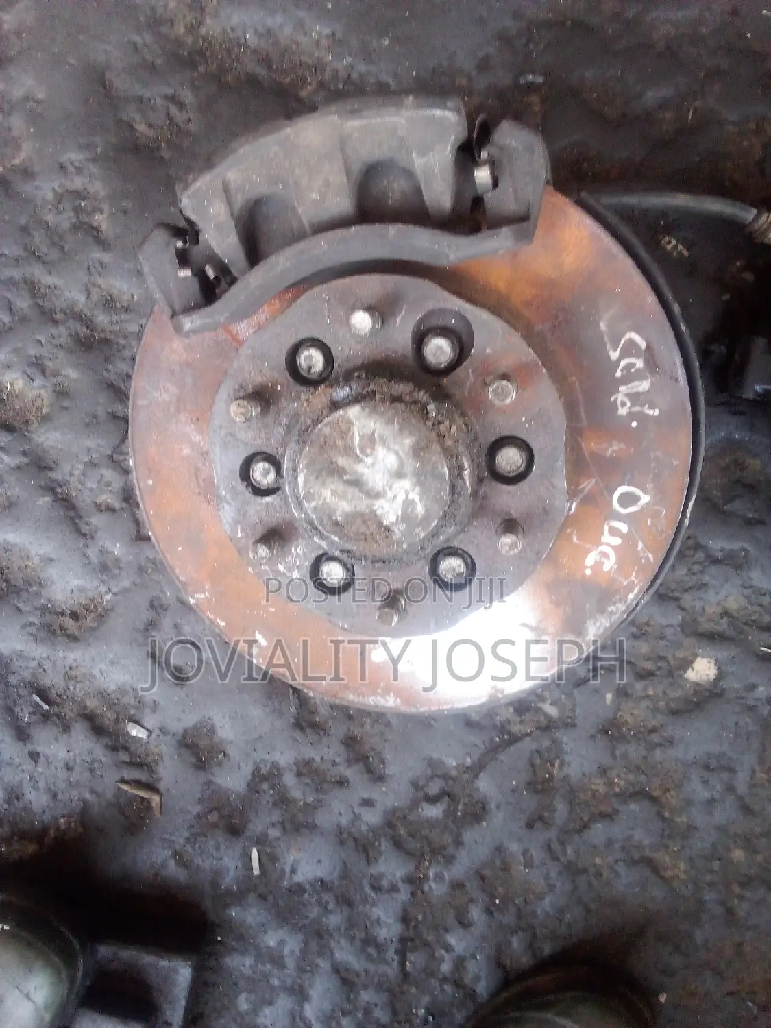 Hub Nissan Pathfinder Old Model Two Wheel Drive