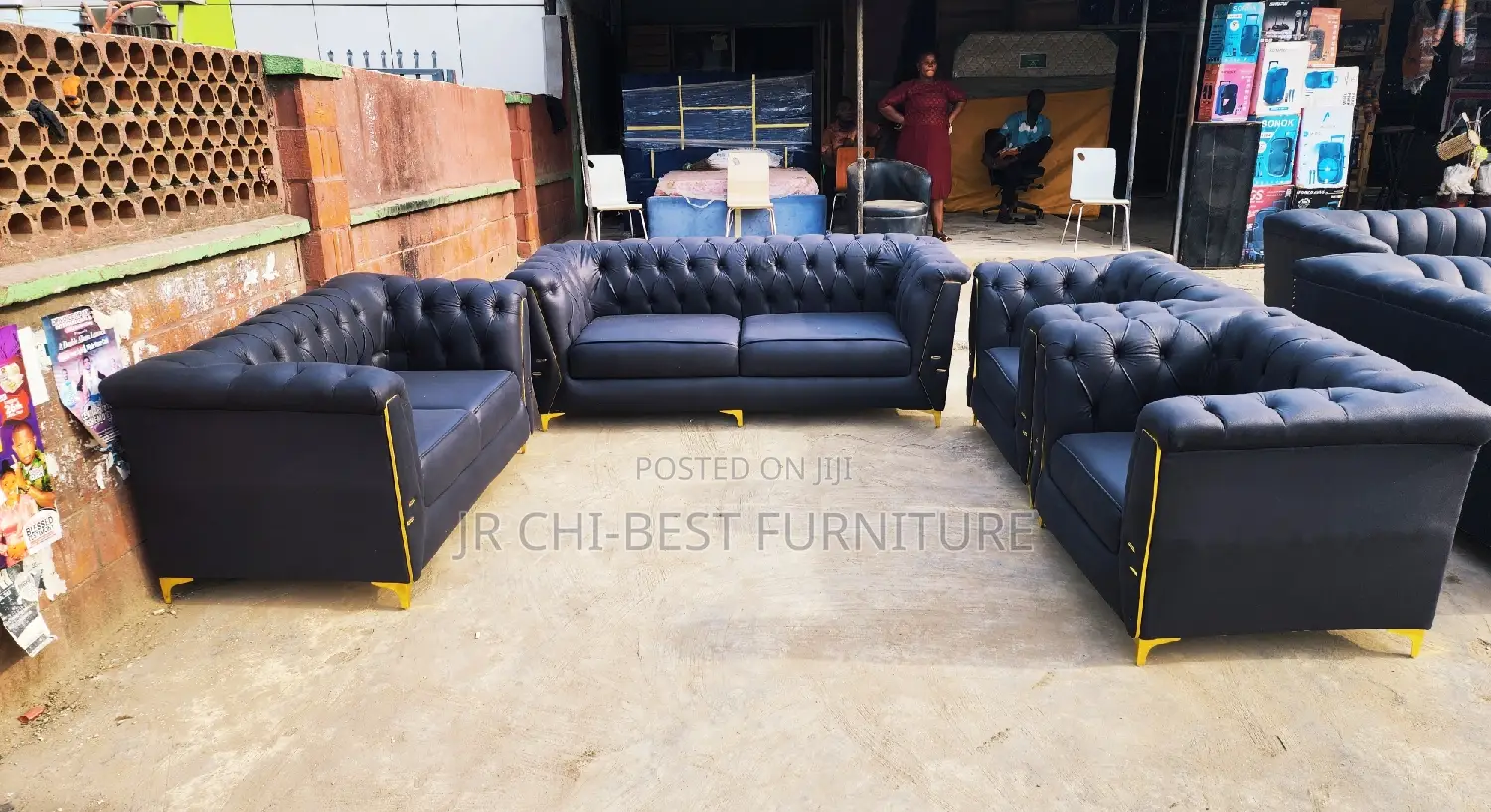 Quality Complete Set of Upholstery Fabric Tufted Sofa | Chairs | Couch