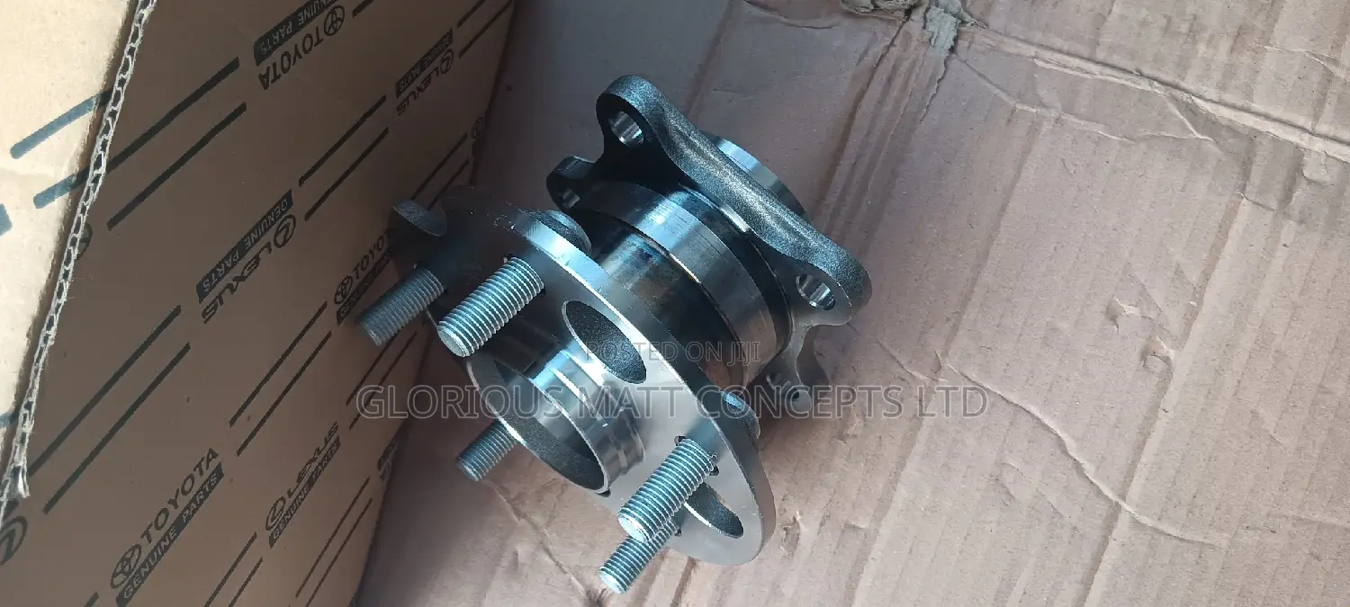 Venza, Highlander, Sienna Rear Hub 4x4