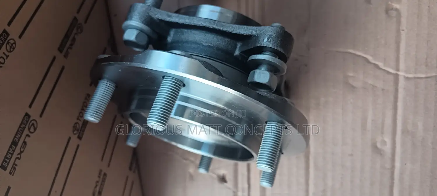Landcruiser Prado, Gx470, FJ Cruiser Front Complete Hub