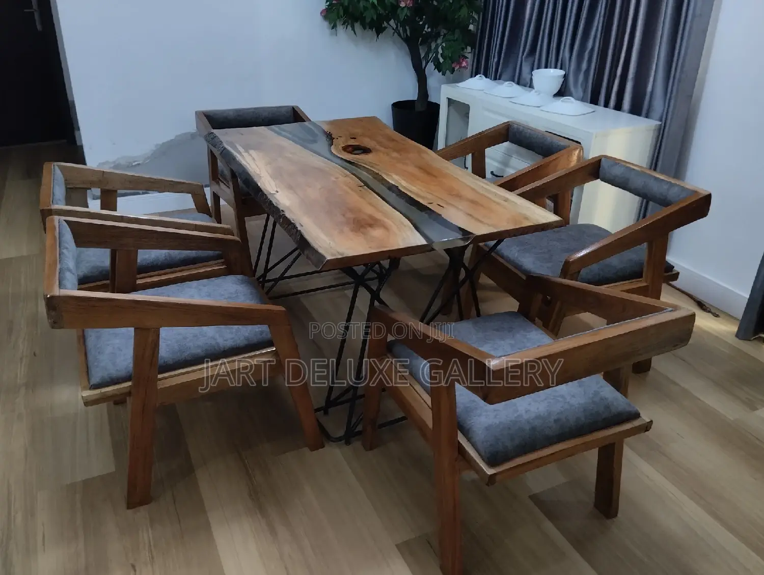 Stylish Epoxy Wooden Dining Table