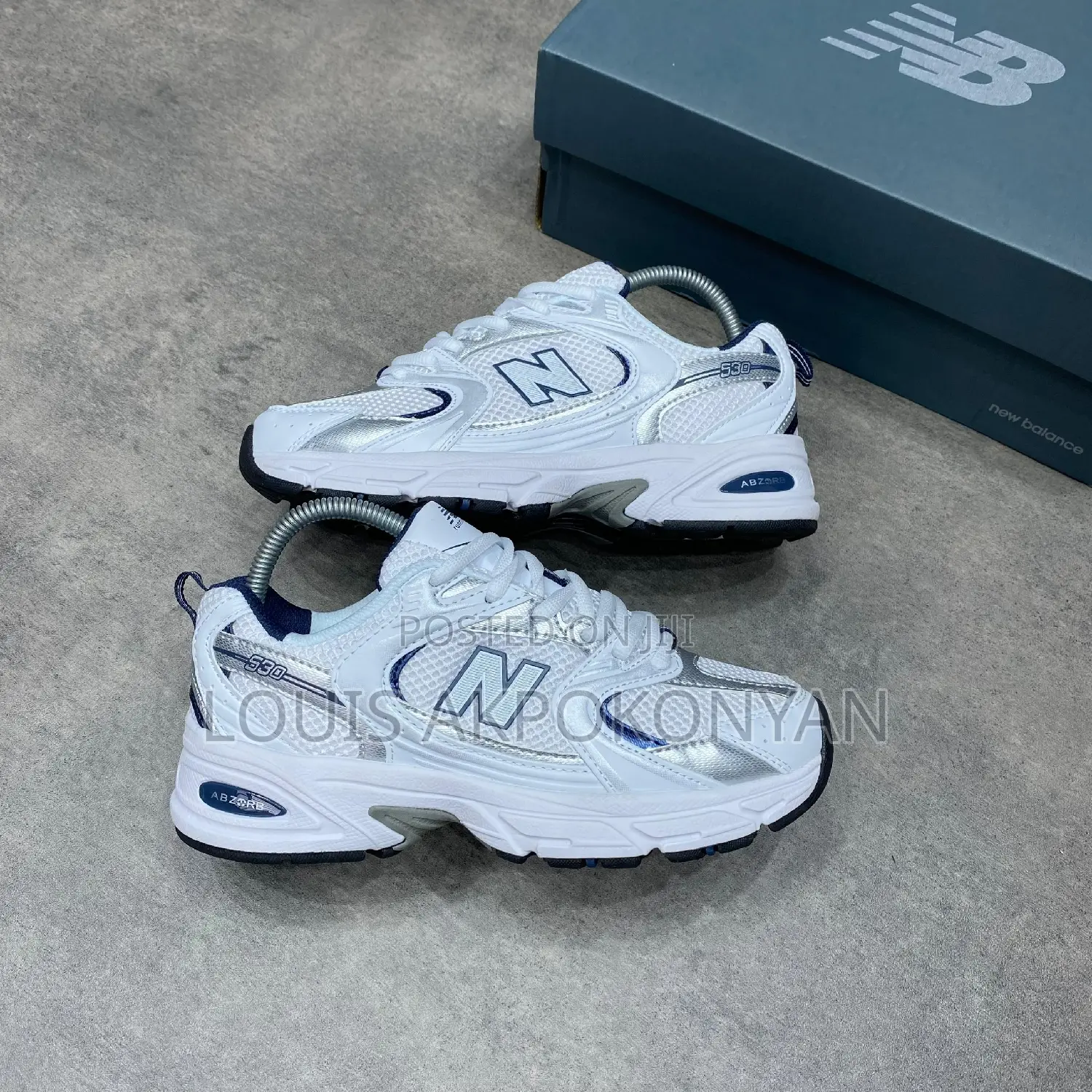 New Balance 530 White Silver Navy Sneakers