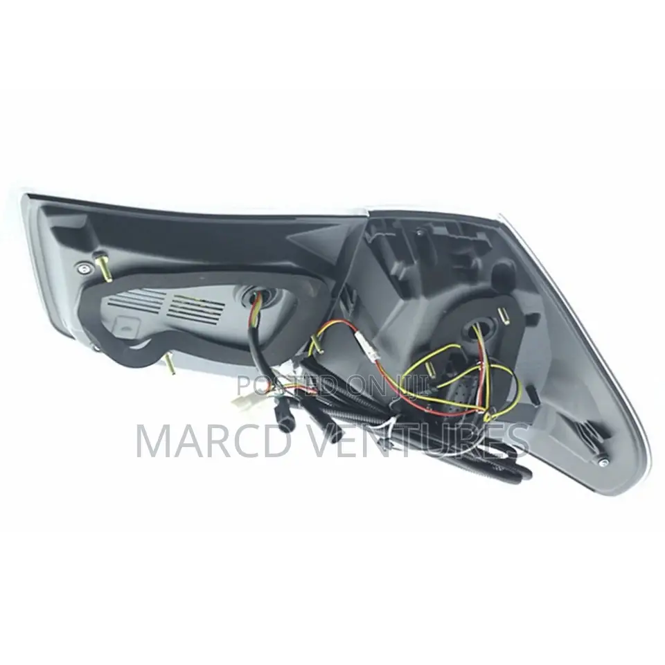 Flowing Led Tail Light Available for Rx350/Is250/Lx570.