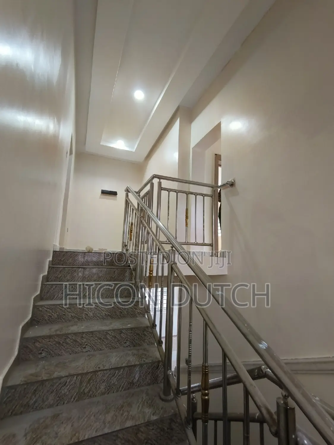 5bdrm Duplex in Katsina Estate, Life Camp for sale