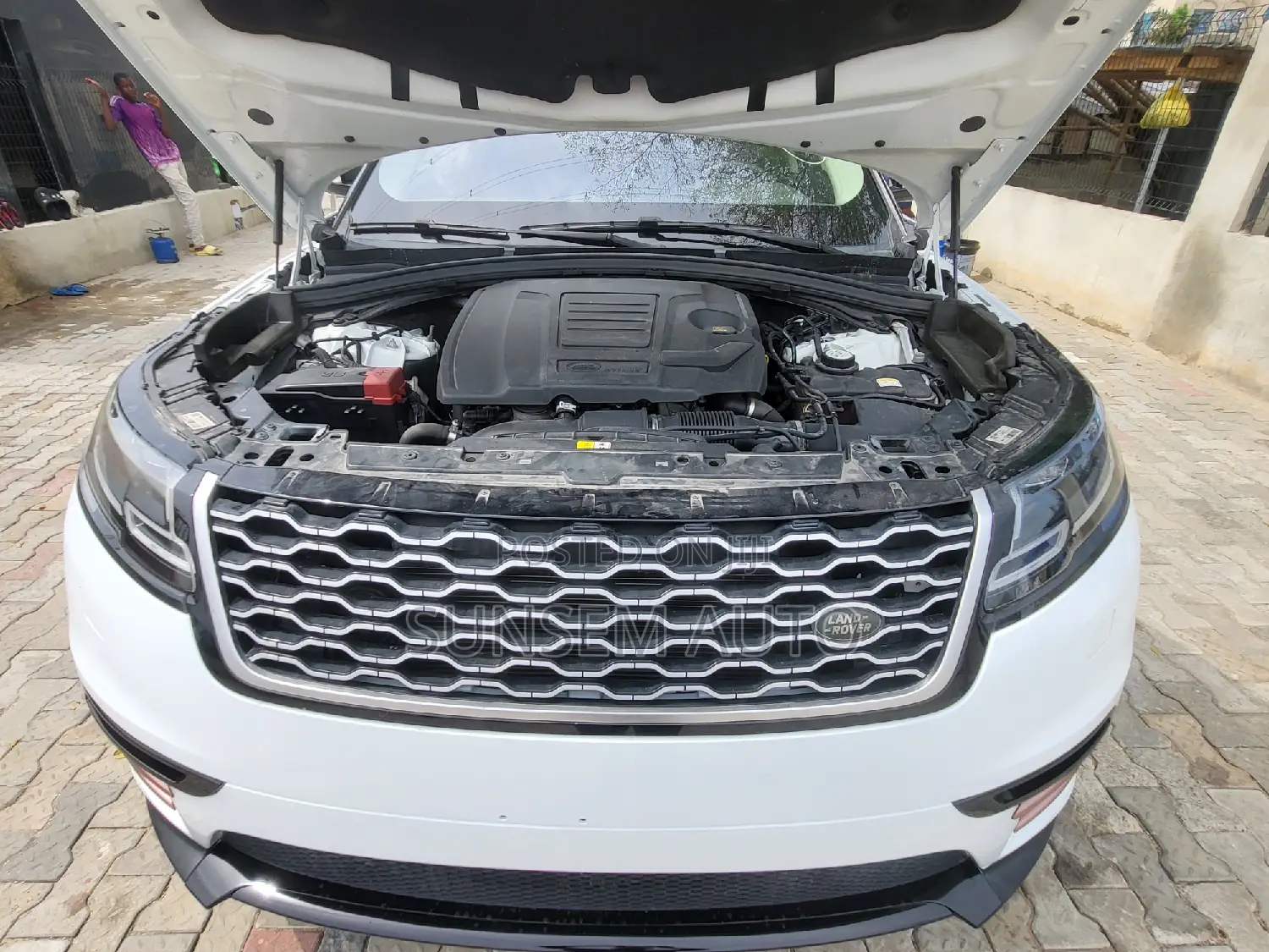 Land Rover Range Rover Velar P250 SE R-Dynamic 4x4 2018 White
