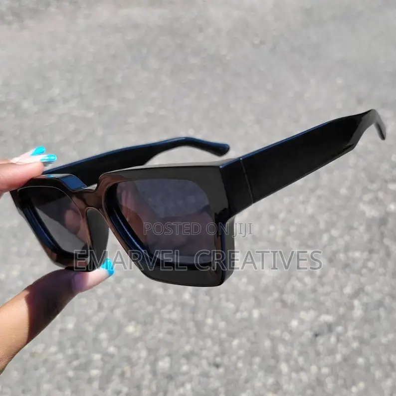 Modern Spectator Sunglasses | Black | Square | Unisex
