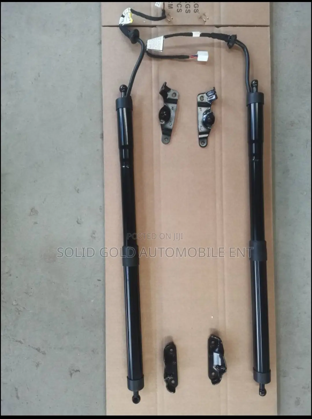 Automatic Booth Shock/Tailgate Lift Highlander