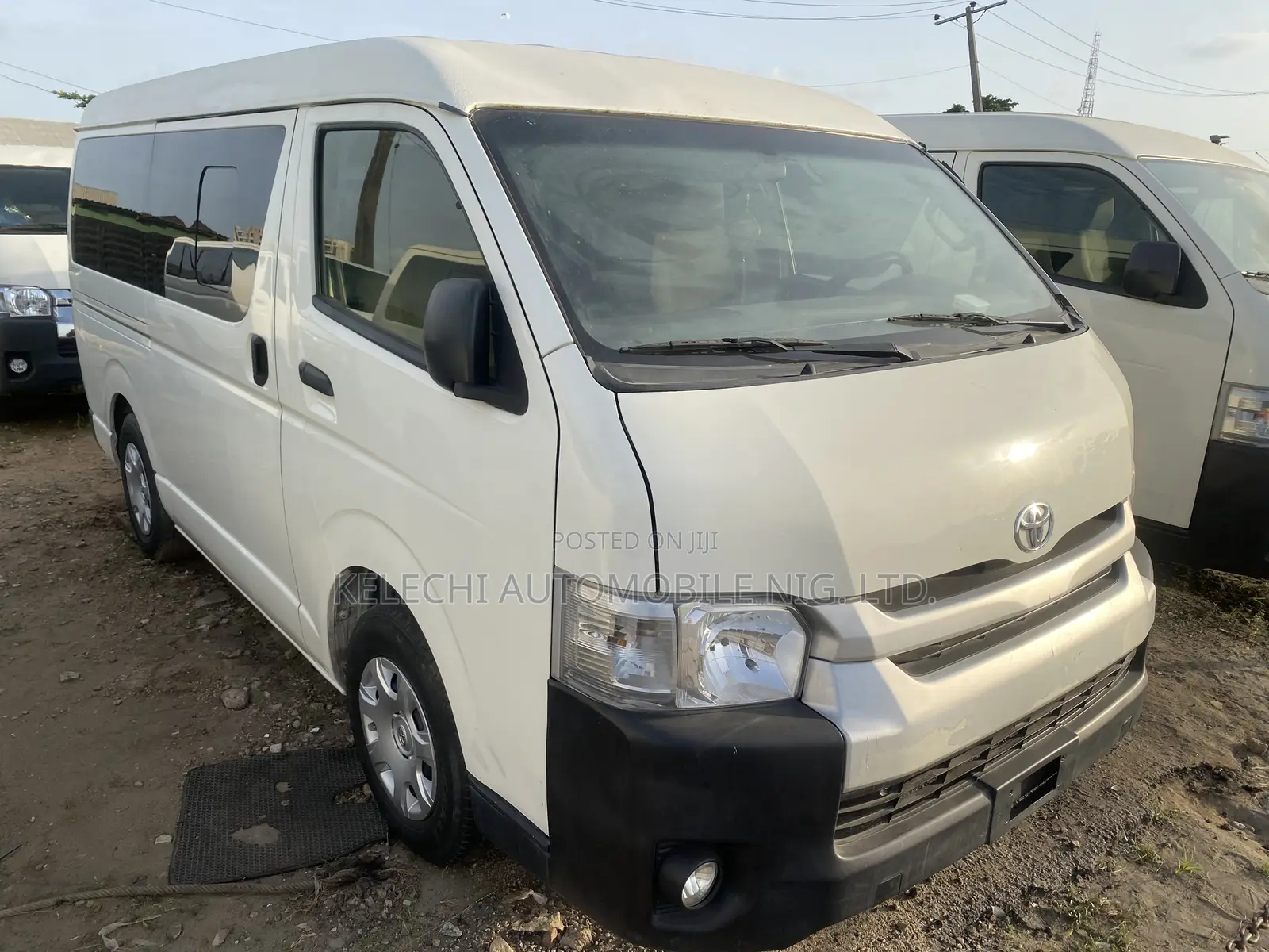 Toyota HiAce 2014 White