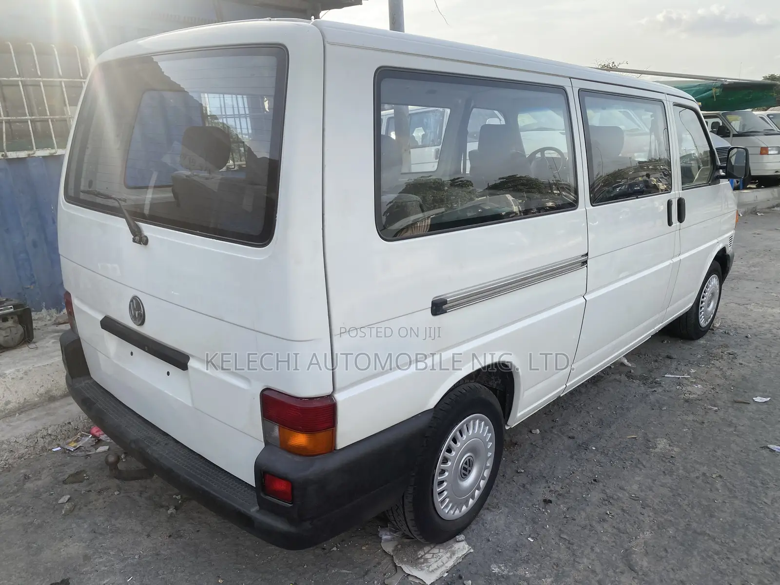 Volkswagen Transporter 2002 White
