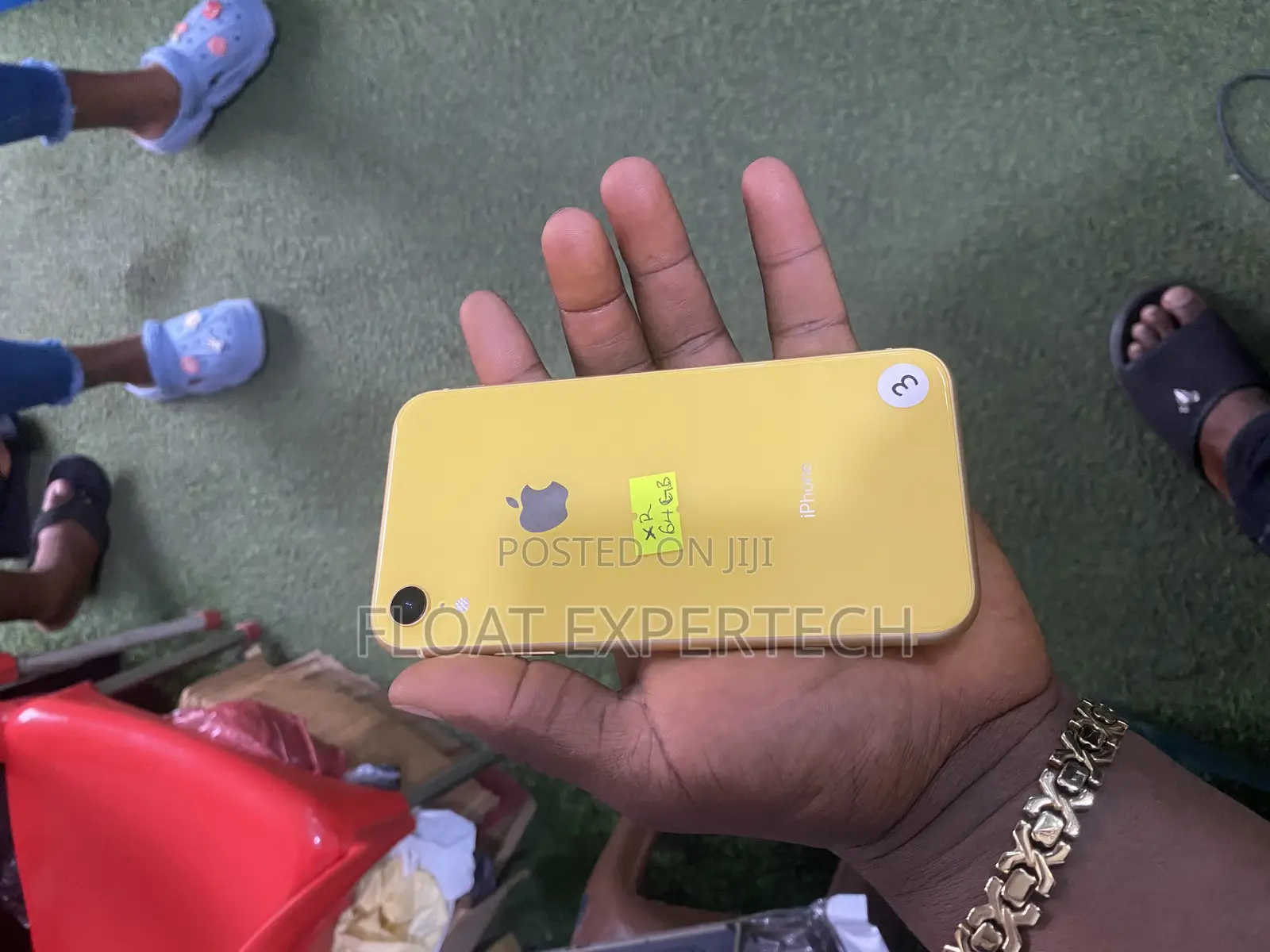 Apple iPhone XR 64 GB Yellow
